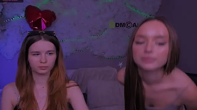 angie_foxy1 webcam