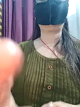 Aishwaryaa_69 webcam