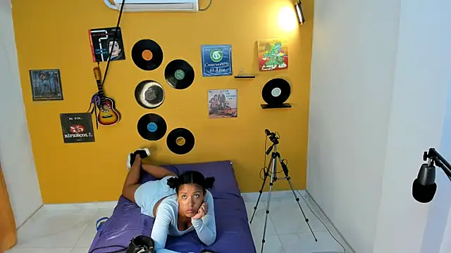 lilithevil32 webcam