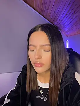 Sofia18_pinkk webcam