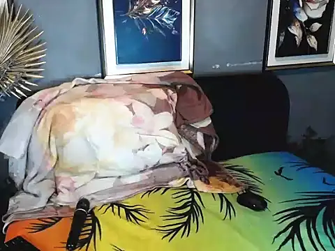 AngelEbony webcam