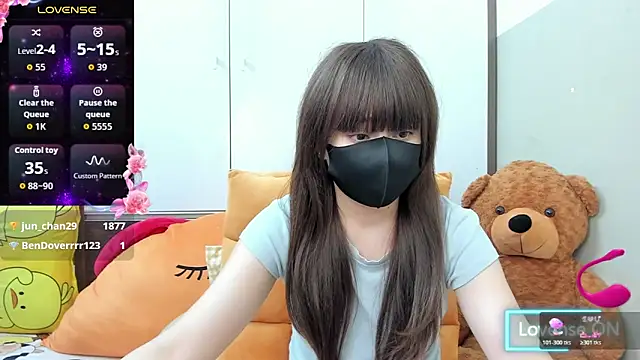 Ran-o0_Chan live cam on StripChat