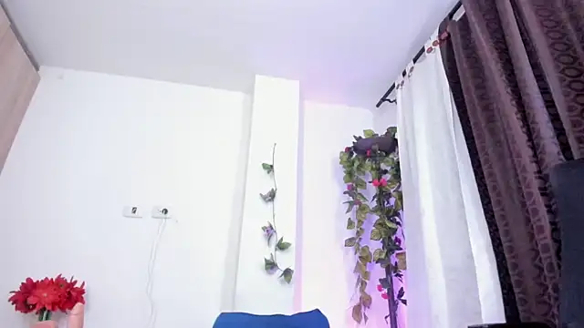 miaroberts69 webcam