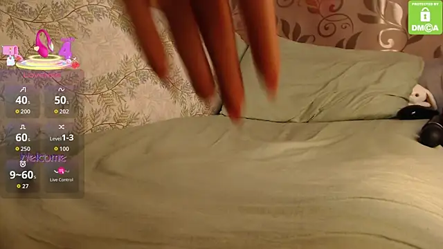 _M_i_a___ live cam on StripChat