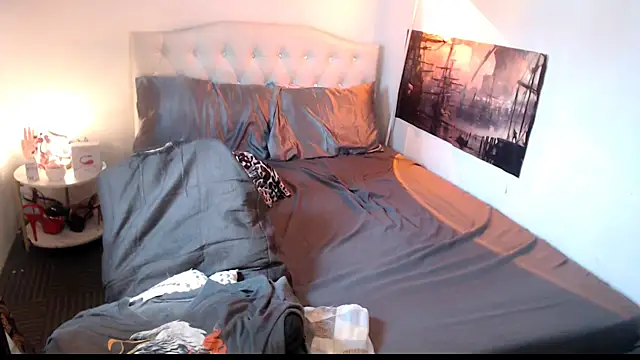 NinaDOM4CUM webcam
