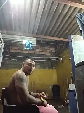 BlackBigdogg live now