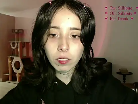 babyluna_8_8 webcam