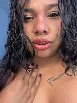 Rashell1_Queen webcam