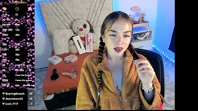 Mia_Victoria22 webcam