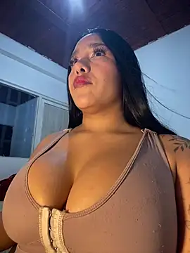 mis-violetha webcam