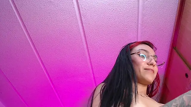 Amy66 webcam