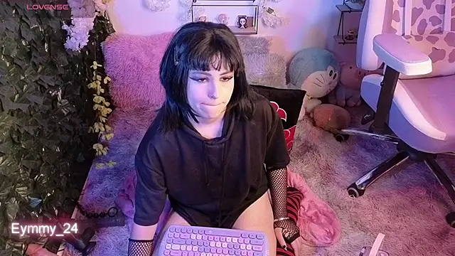 Eymmy_24 webcam