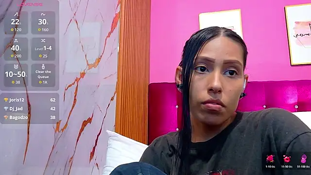 yourcuteneighbourr webcam