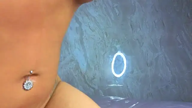 zoe_ch_ webcam