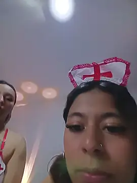 Laila_and_konny webcam
