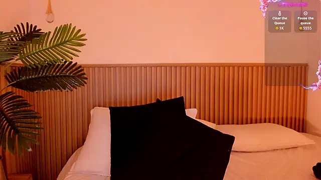 Samantha_Sra_ webcam