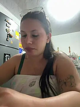 Ivonny_Goldie webcam