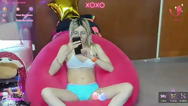 Skinygirl webcam