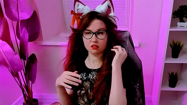 CarolGiggly webcam