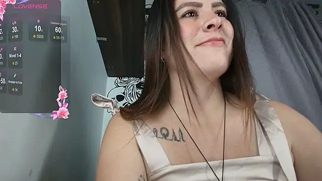 ImSophieFox webcam