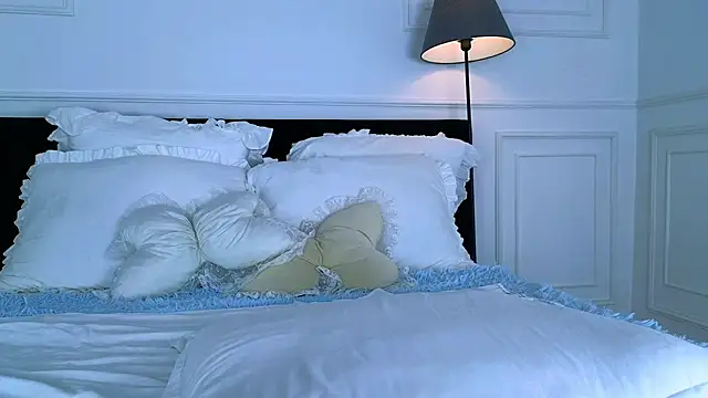 NicoleMarani webcam