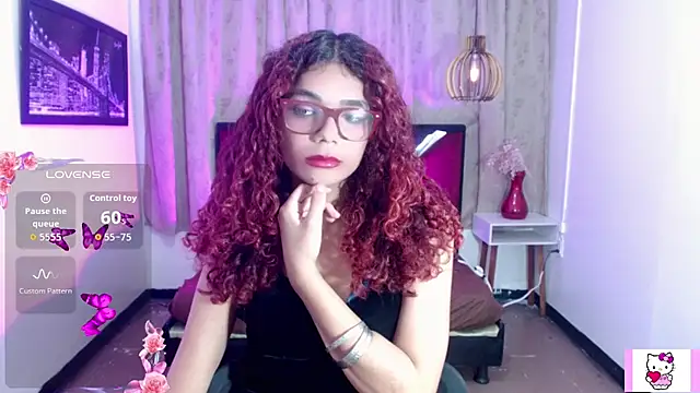 luisa__torres live cam on StripChat