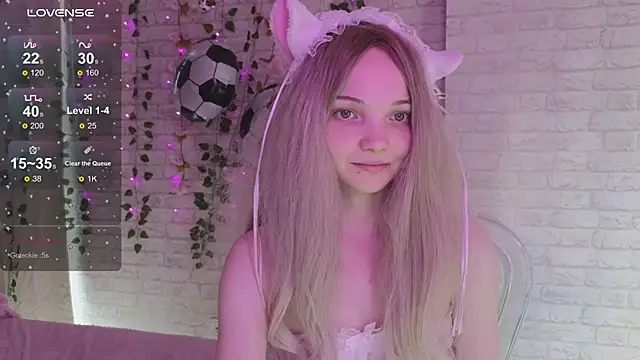 AnimeAlica18 live webcam