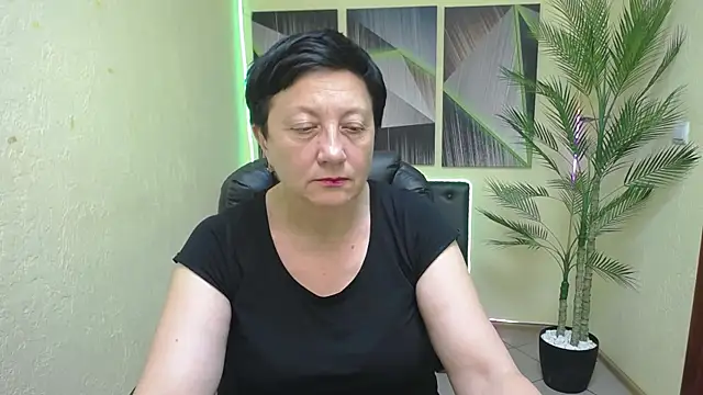 EmilyL0ve webcam