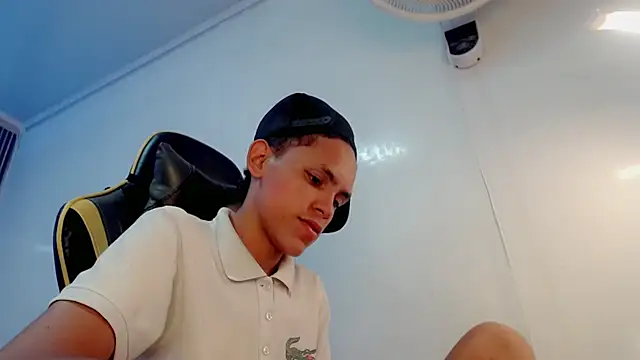 sombra_18 webcam