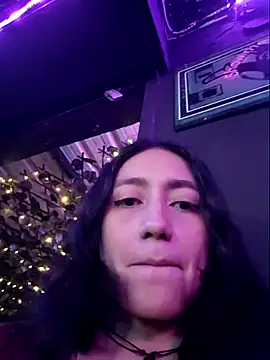 Evelyn_outdoors webcam
