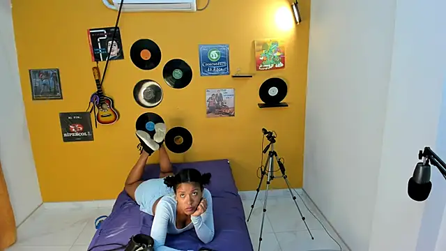 lilithevil32 webcam