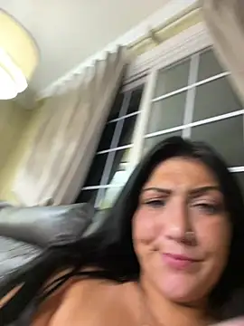 LittleMissEeve webcam