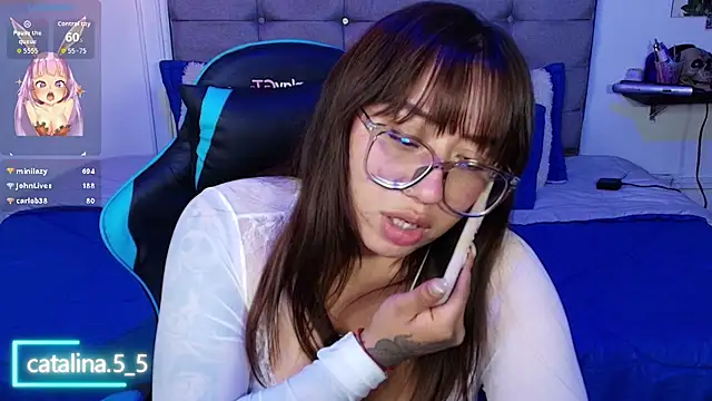 Kata_Bigboobs webcam