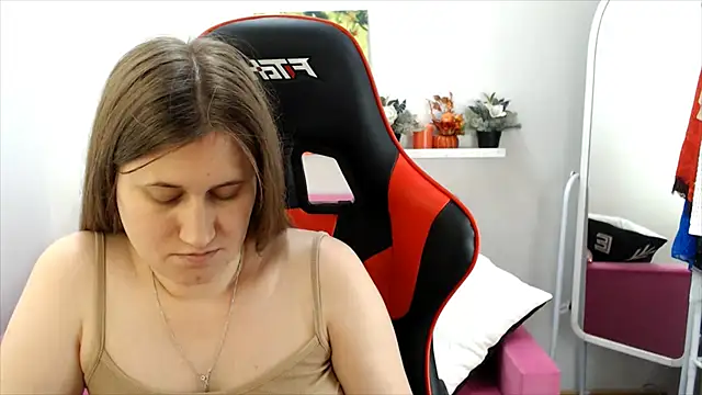 Lucky_Lana webcam