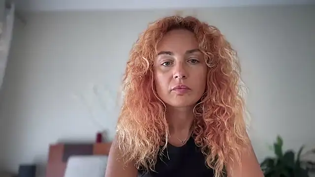 Reddgiirl webcam