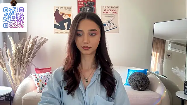 LinaMour webcam