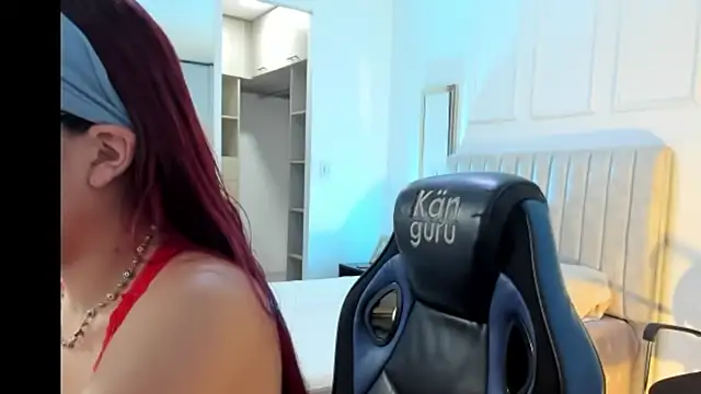 allison_mc webcam