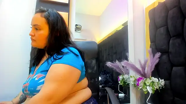 MiaRouss69 webcam