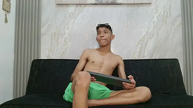 RONALDA_HOT26 webcam
