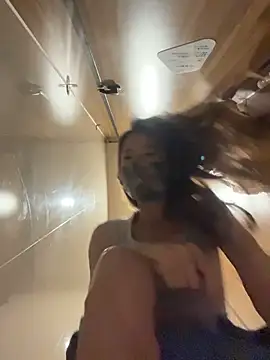 kiss_loo webcam