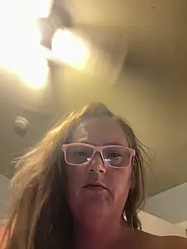 shygirl37 webcam