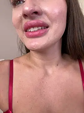 LillyNatty18 webcam