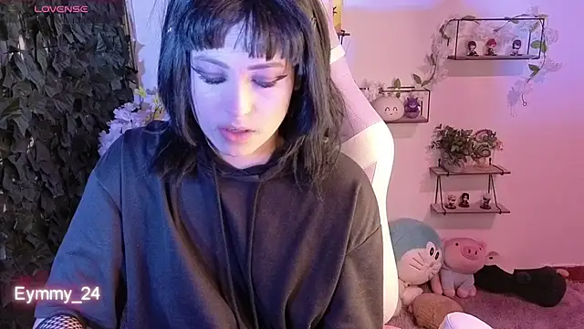 Eymmy_24 webcam