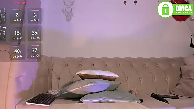 zoe_37 webcam