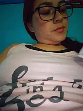 THALASSA_DIOSA live cam on StripChat