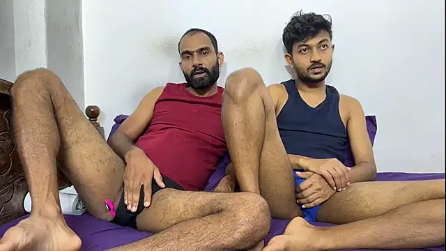 DesiDaddyandSon webcam