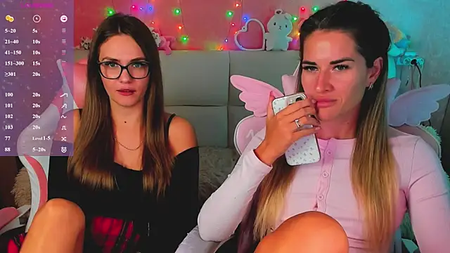 hotty_girls_here webcam