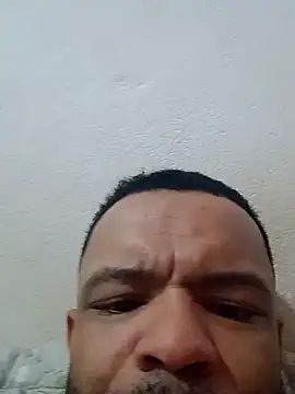 Claudioxavier2 live sex cam