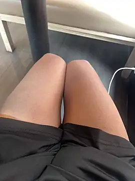 Y0Y0me live now