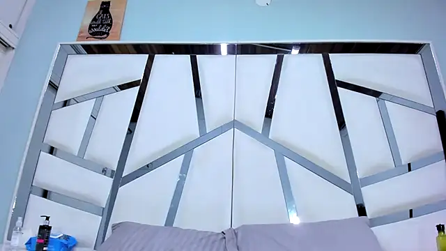 Violett_Bliss webcam